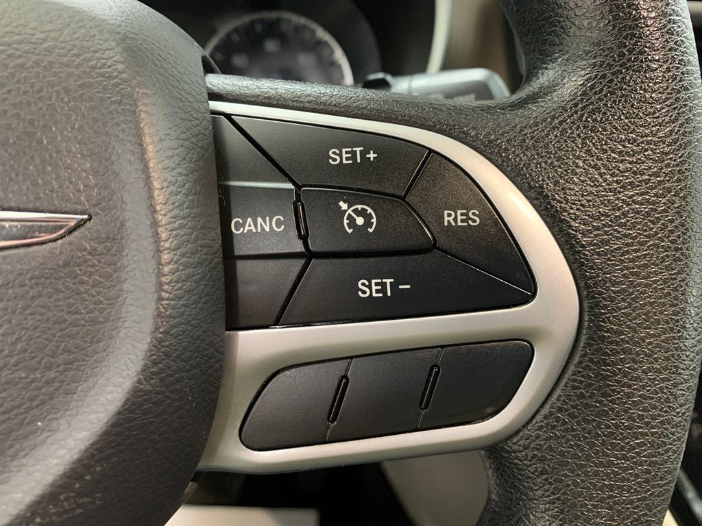 2017 Chrysler Pacifica Touring