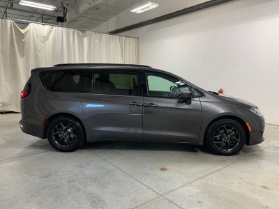 2019 Chrysler Pacifica Touring L Plus