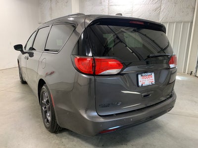 2019 Chrysler Pacifica Touring L Plus