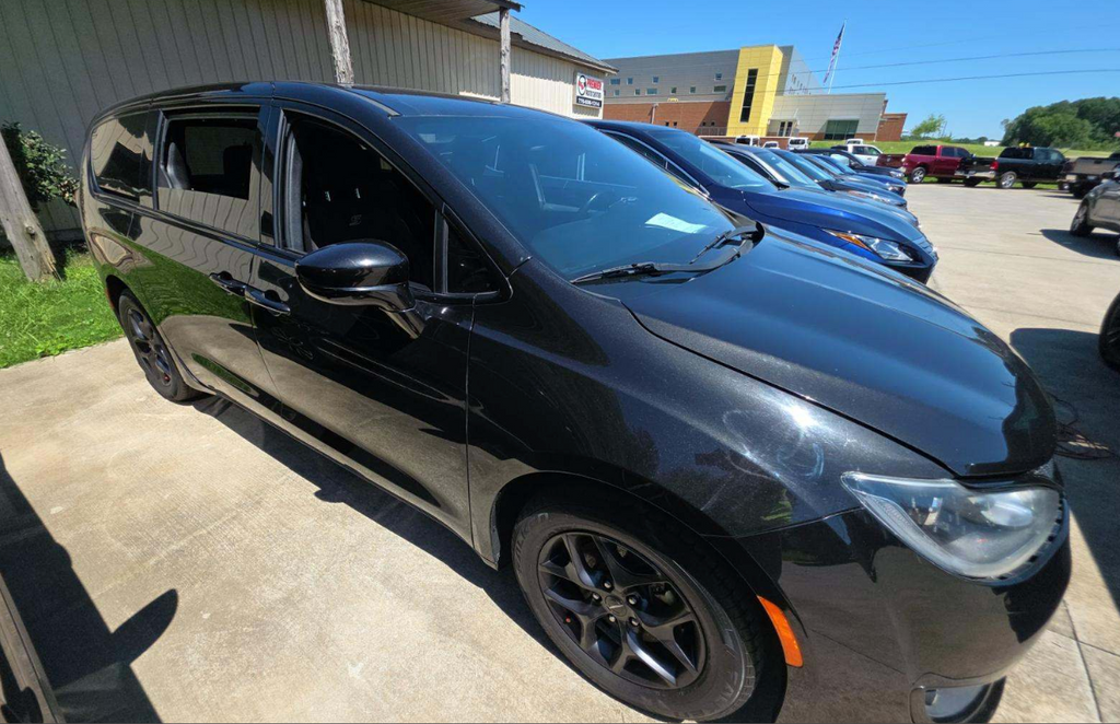 2018 Chrysler Pacifica Touring Plus