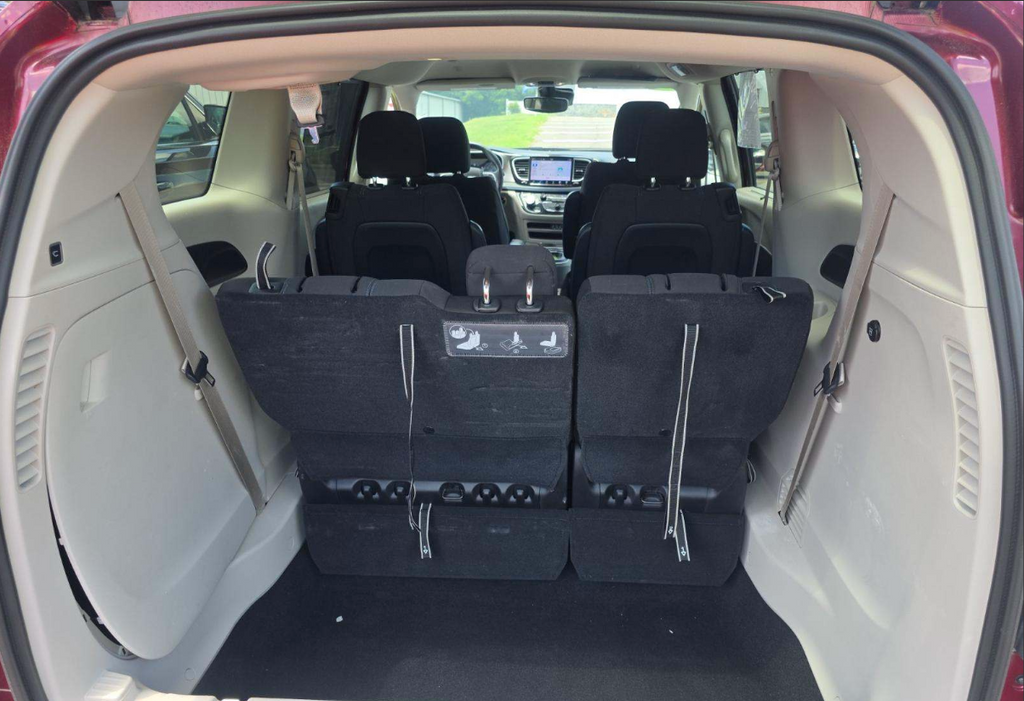 2021 Chrysler Pacifica Touring