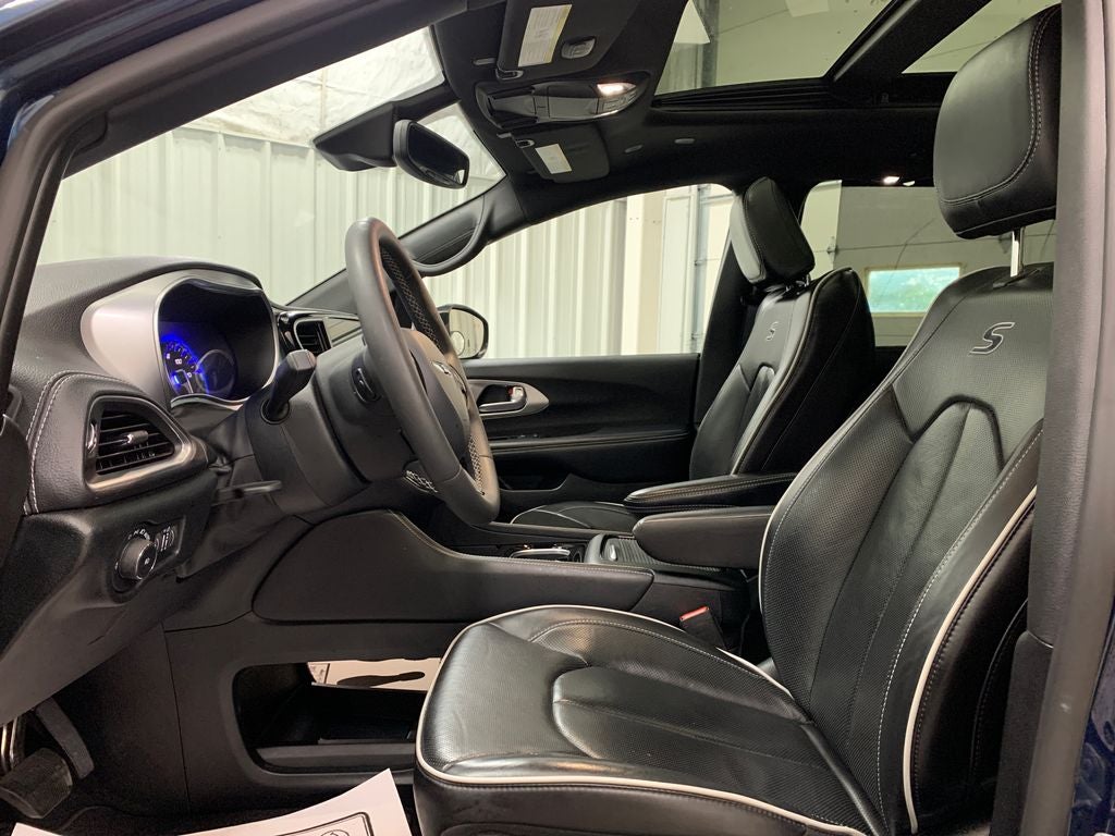 2025 Chrysler Pacifica Limited