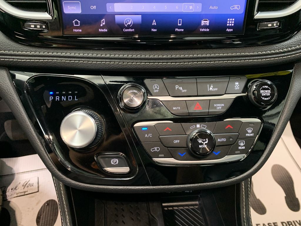 2025 Chrysler Pacifica Limited