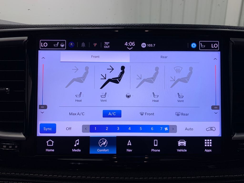2025 Chrysler Pacifica Limited