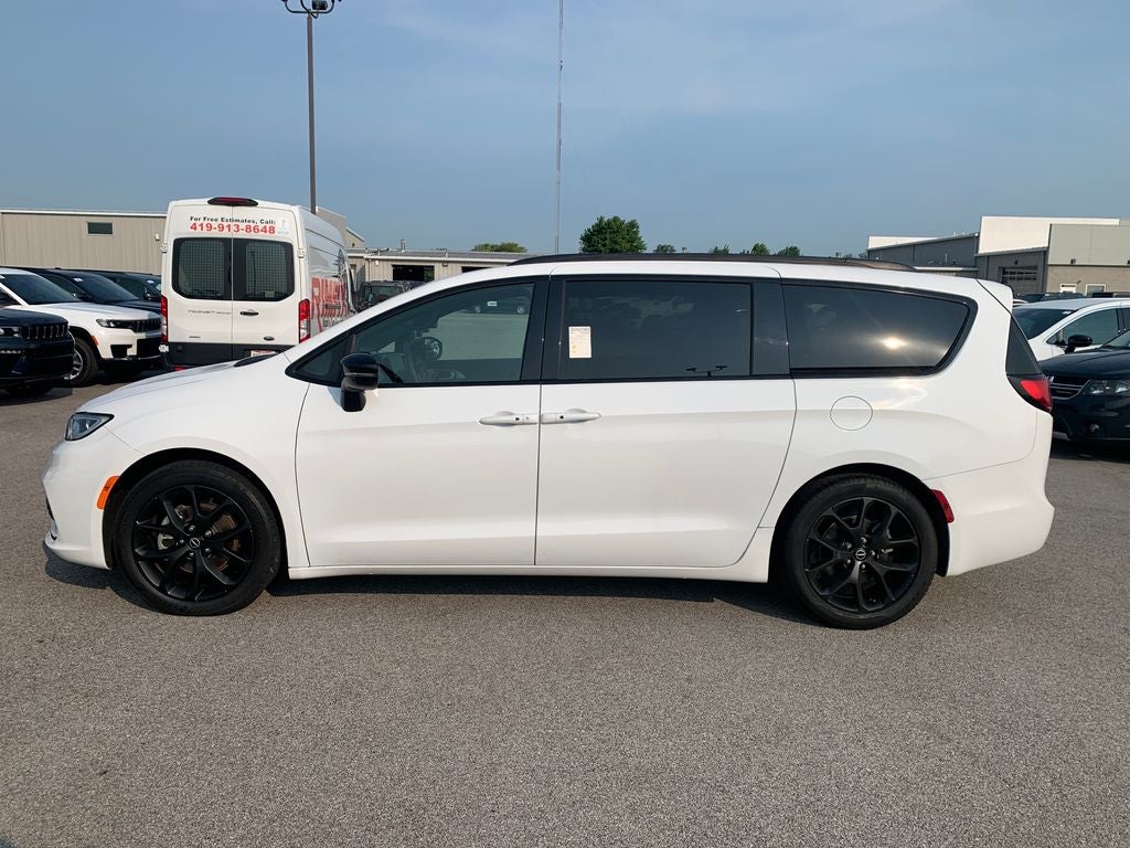 2025 Chrysler Pacifica Limited