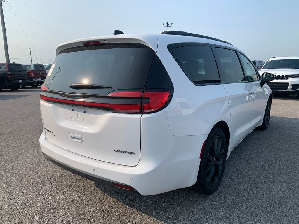 2025 Chrysler Pacifica Limited