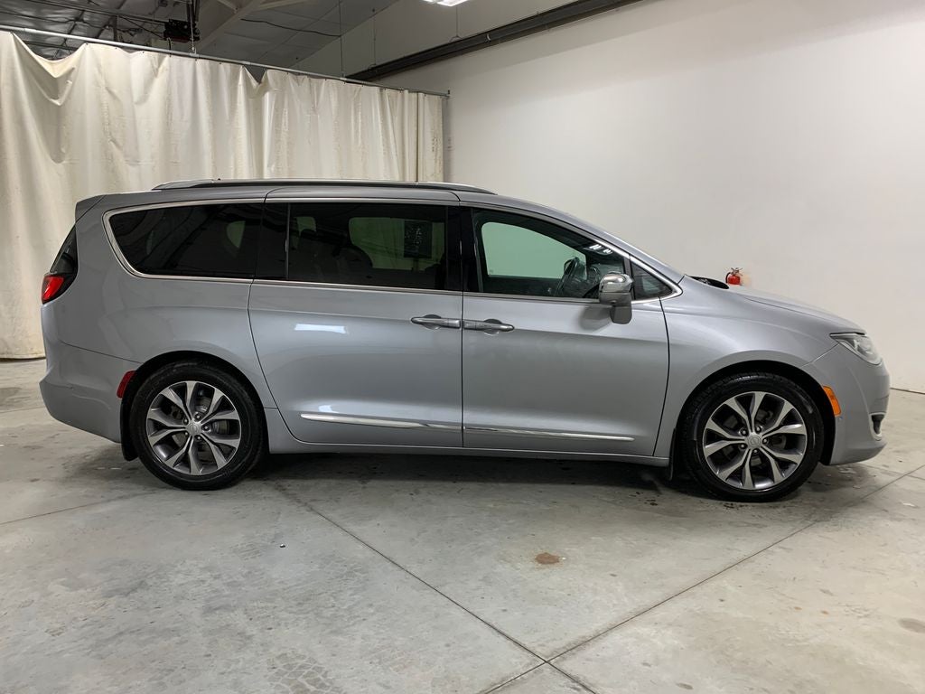 2020 Chrysler Pacifica Limited