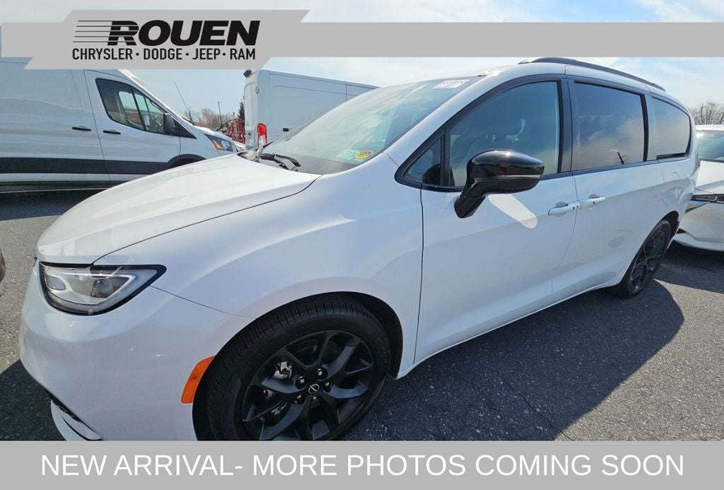 2026 Chrysler Pacifica Limited