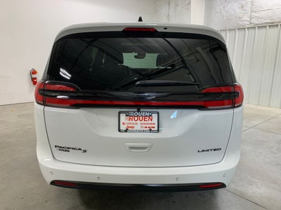 2026 Chrysler Pacifica Limited