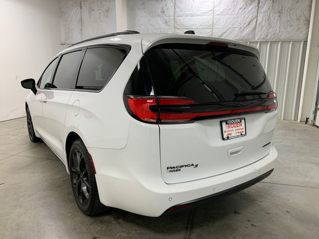 2025 Chrysler Pacifica Limited