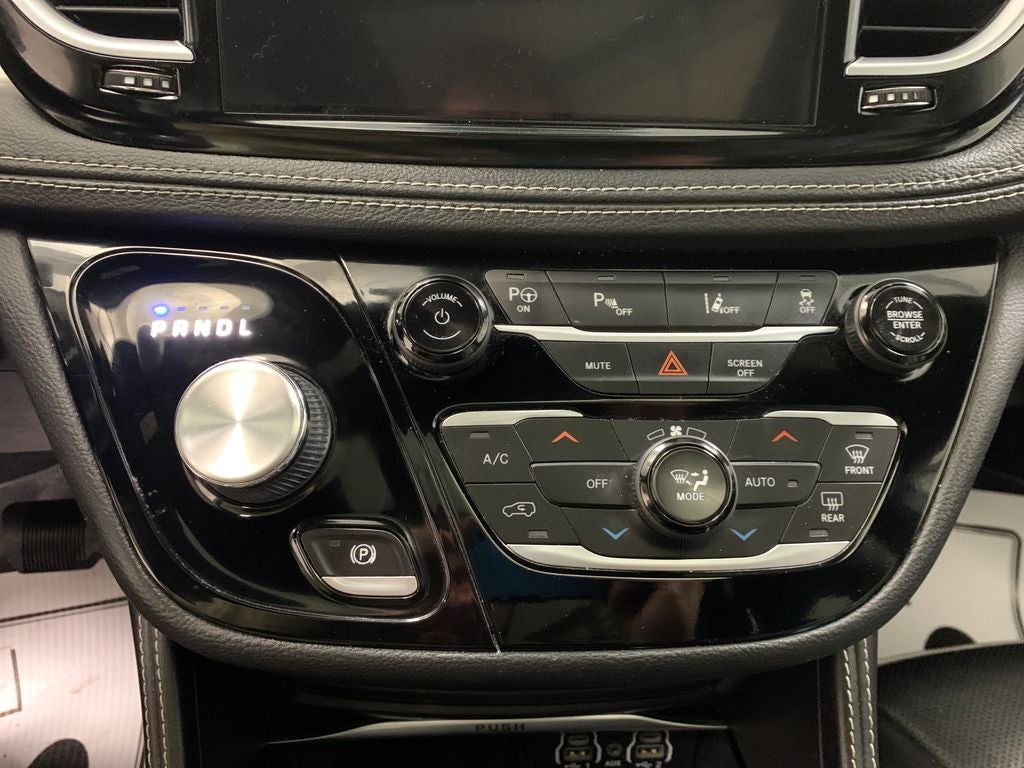 2022 Chrysler Pacifica Hybrid Limited