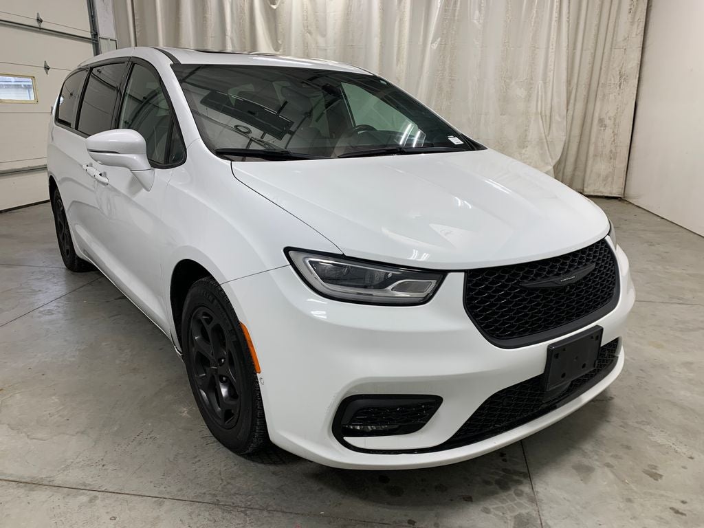 2022 Chrysler Pacifica Hybrid Limited
