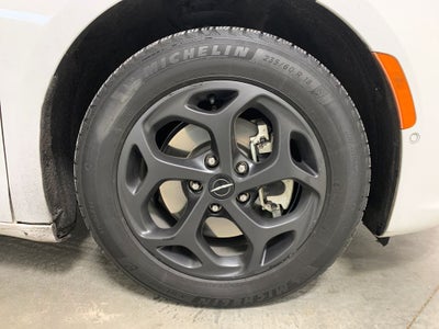 2022 Chrysler Pacifica Hybrid Limited