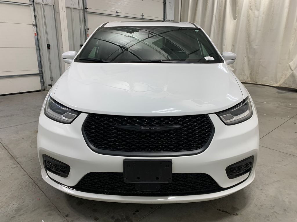 2022 Chrysler Pacifica Hybrid Limited