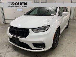 2022 Chrysler Pacifica Hybrid Limited