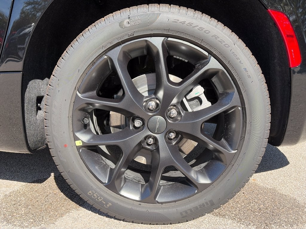 2027 Chrysler Pacifica Limited