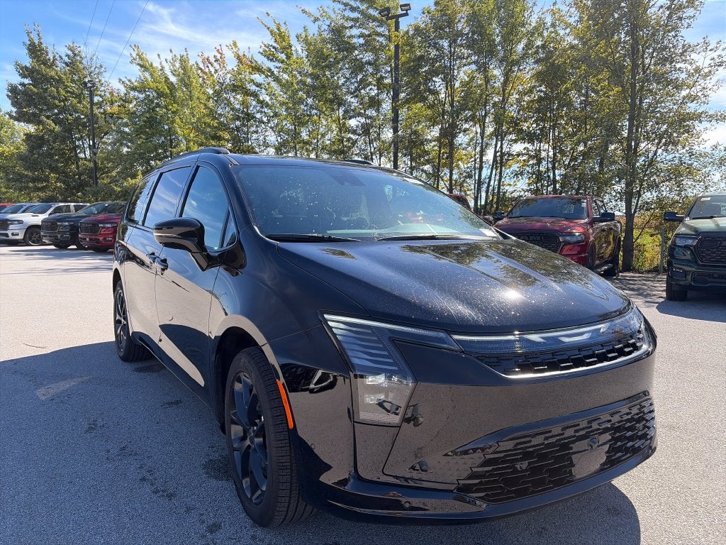 2027 Chrysler Pacifica Limited