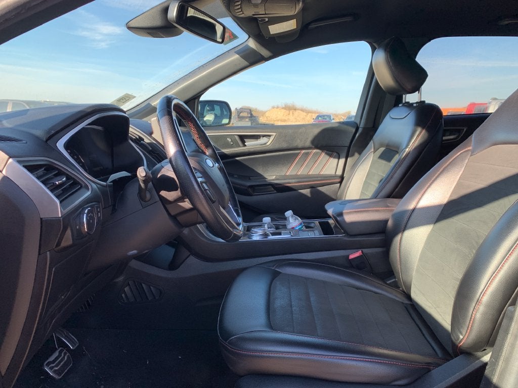 2021 Ford Edge ST Line