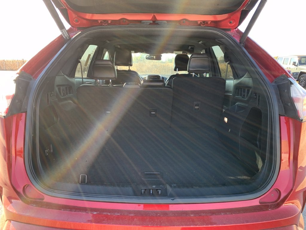 2021 Ford Edge ST Line