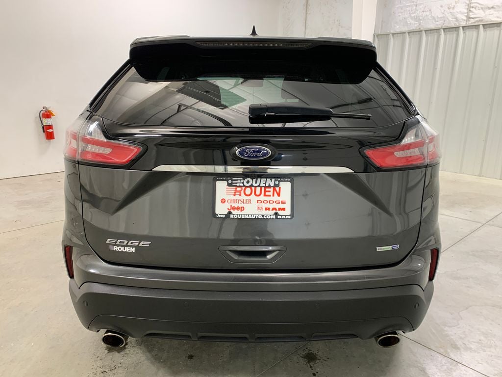 2020 Ford Edge SE