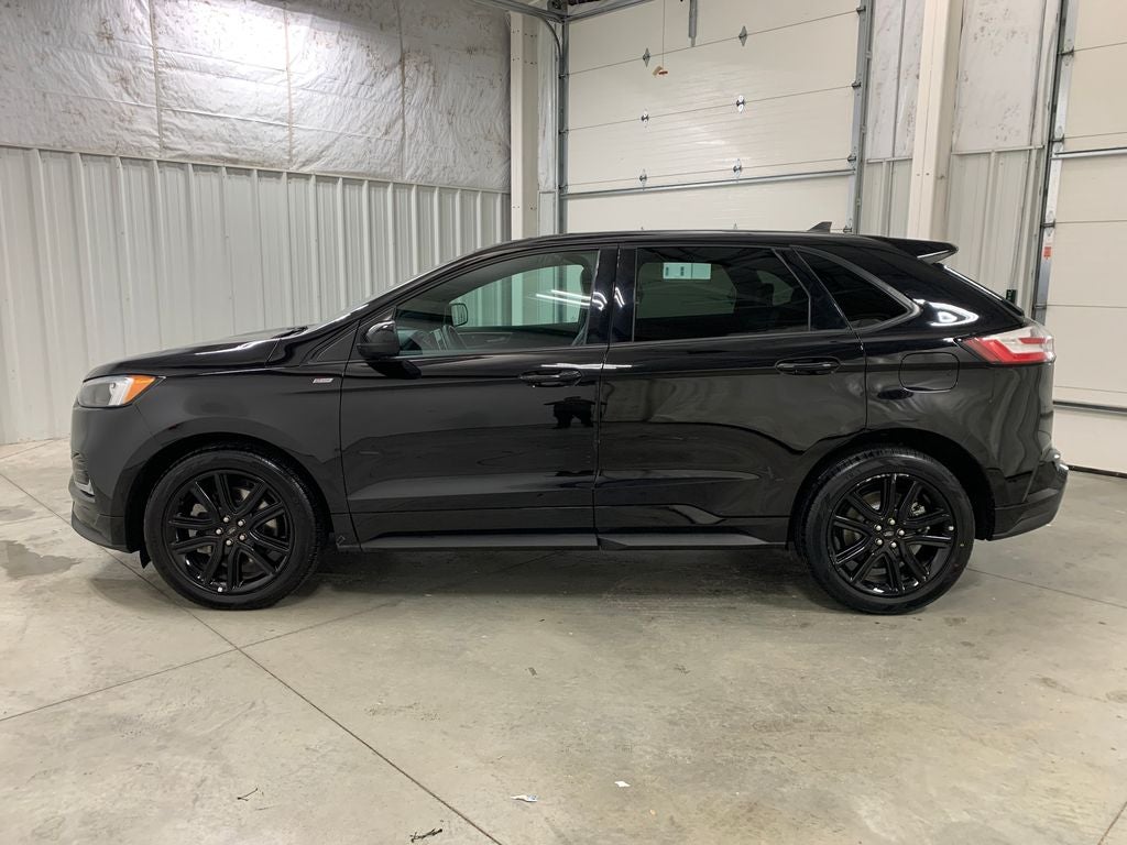 2022 Ford Edge ST Line
