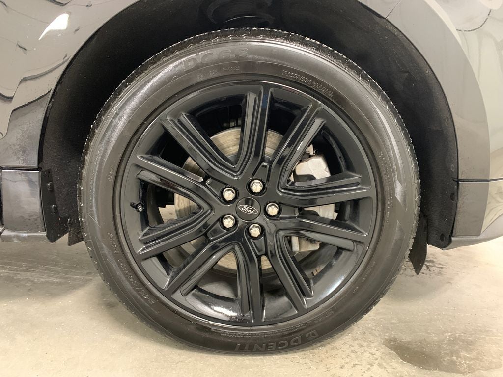 2022 Ford Edge ST Line