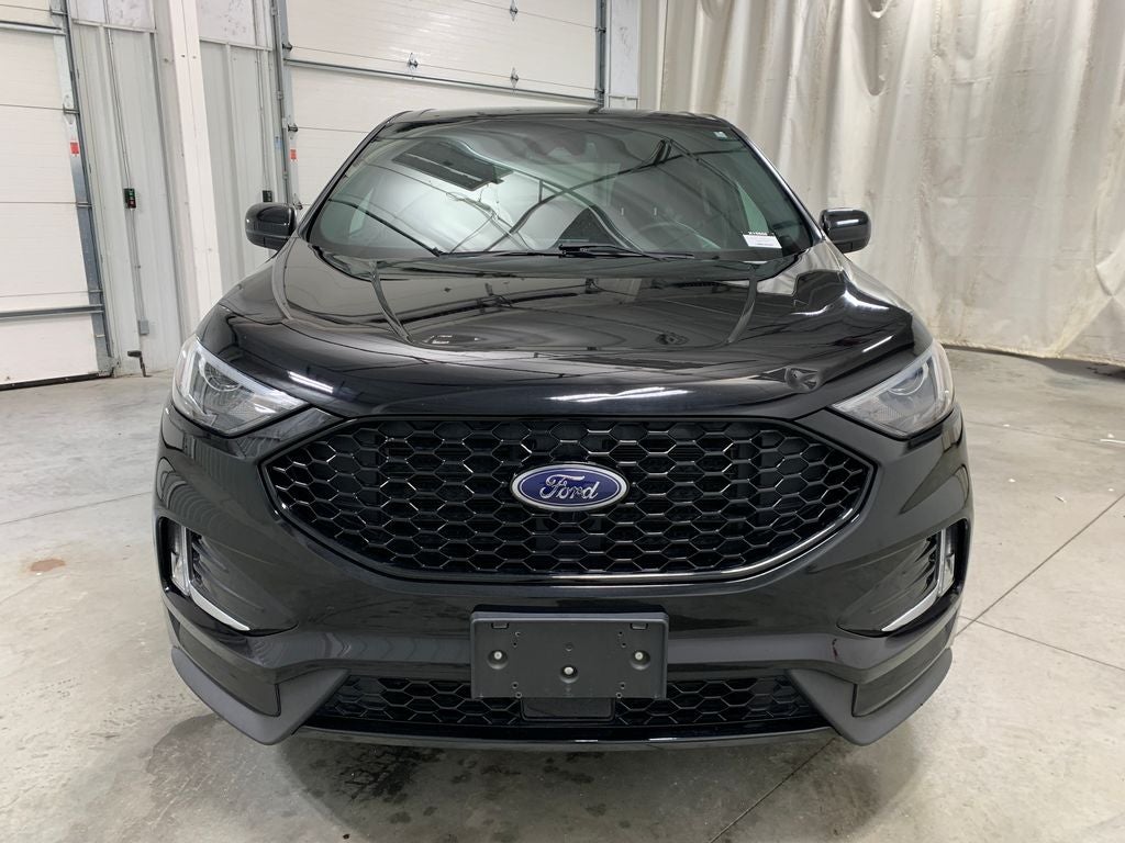 2022 Ford Edge ST Line