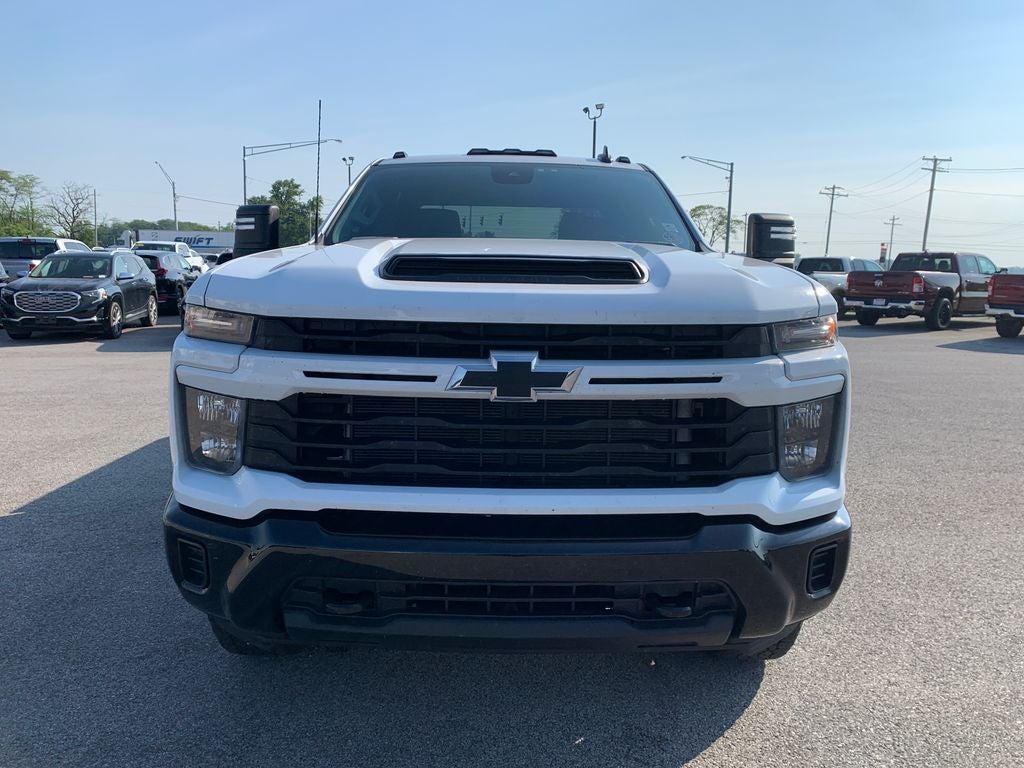2024 Chevrolet Silverado 2500HD Custom