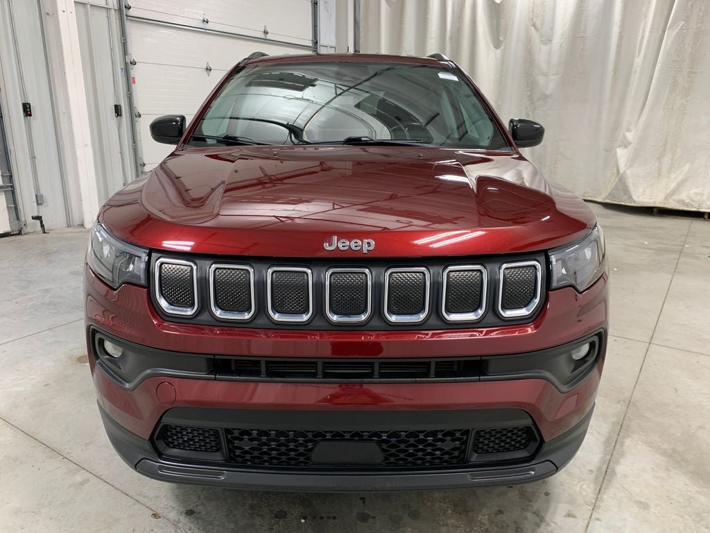 2022 Jeep Compass Latitude Lux