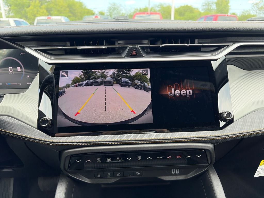 2026 Jeep Cherokee Base