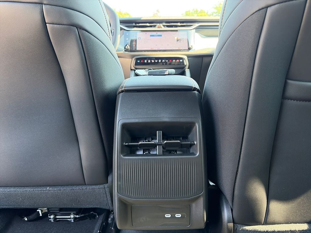 2026 Jeep Cherokee Base