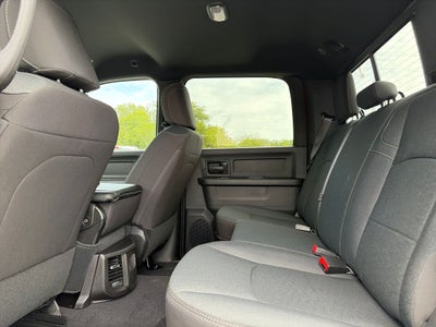 2027 RAM 2500 Black Express