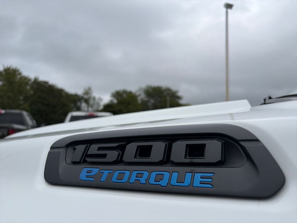2027 RAM 1500 Big Horn/Lone Star