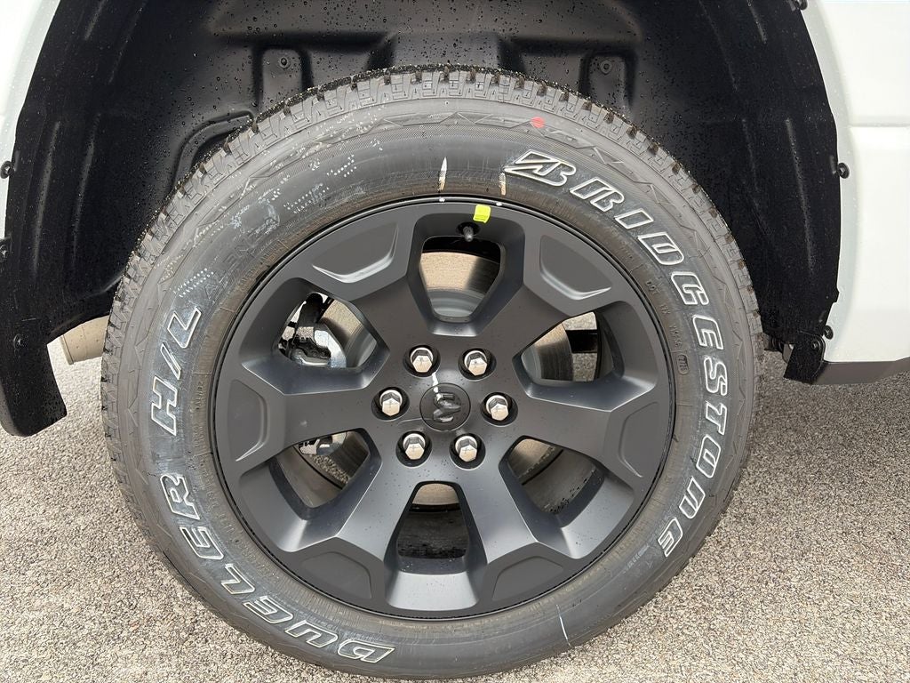 2027 RAM 1500 Big Horn/Lone Star