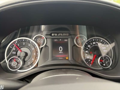 2027 RAM 1500 Big Horn/Lone Star