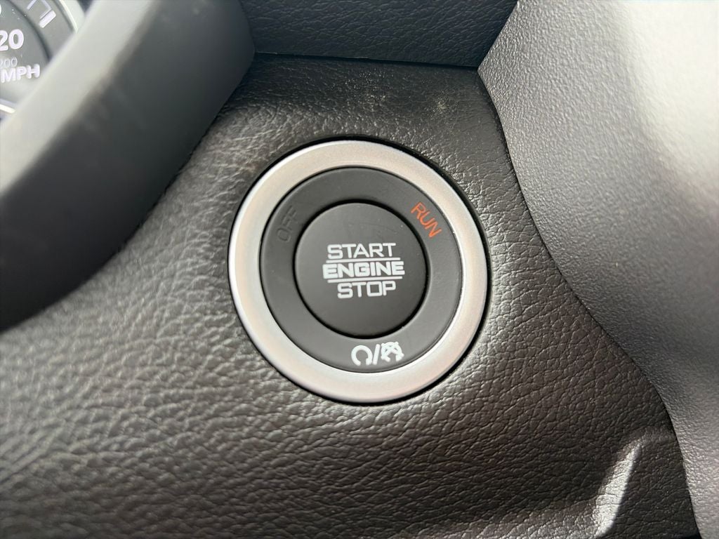 2027 RAM 1500 Big Horn/Lone Star