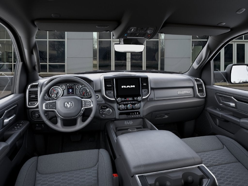 2027 RAM 1500 Big Horn/Lone Star