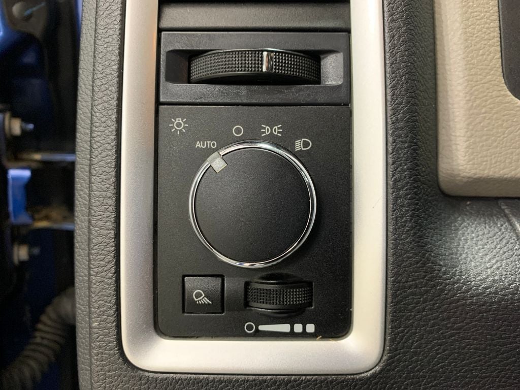 2011 RAM 1500 SLT