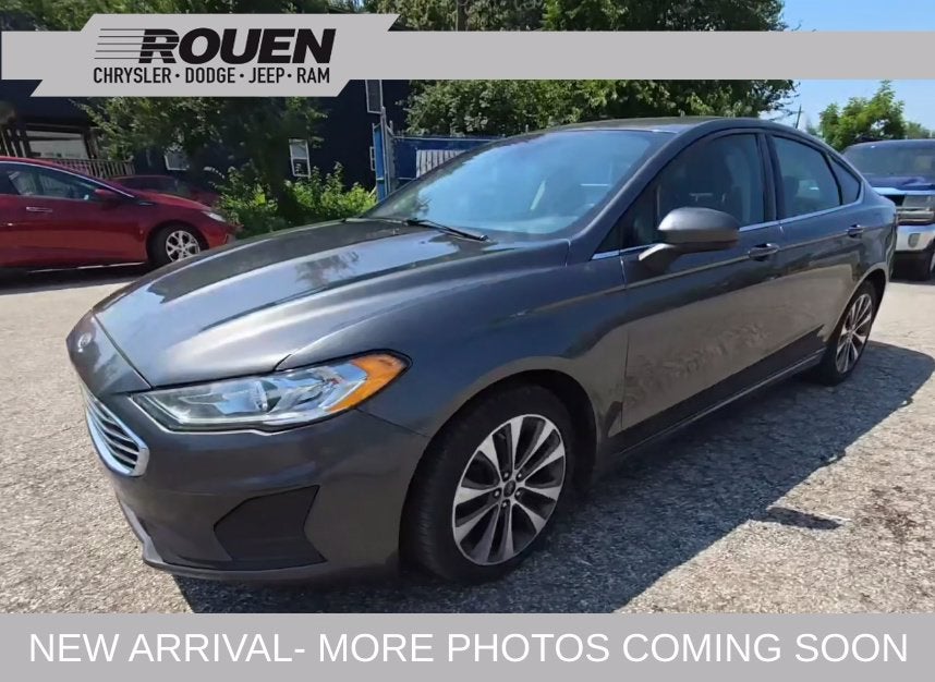 2020 Ford Fusion SE