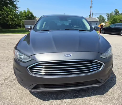 2020 Ford Fusion SE
