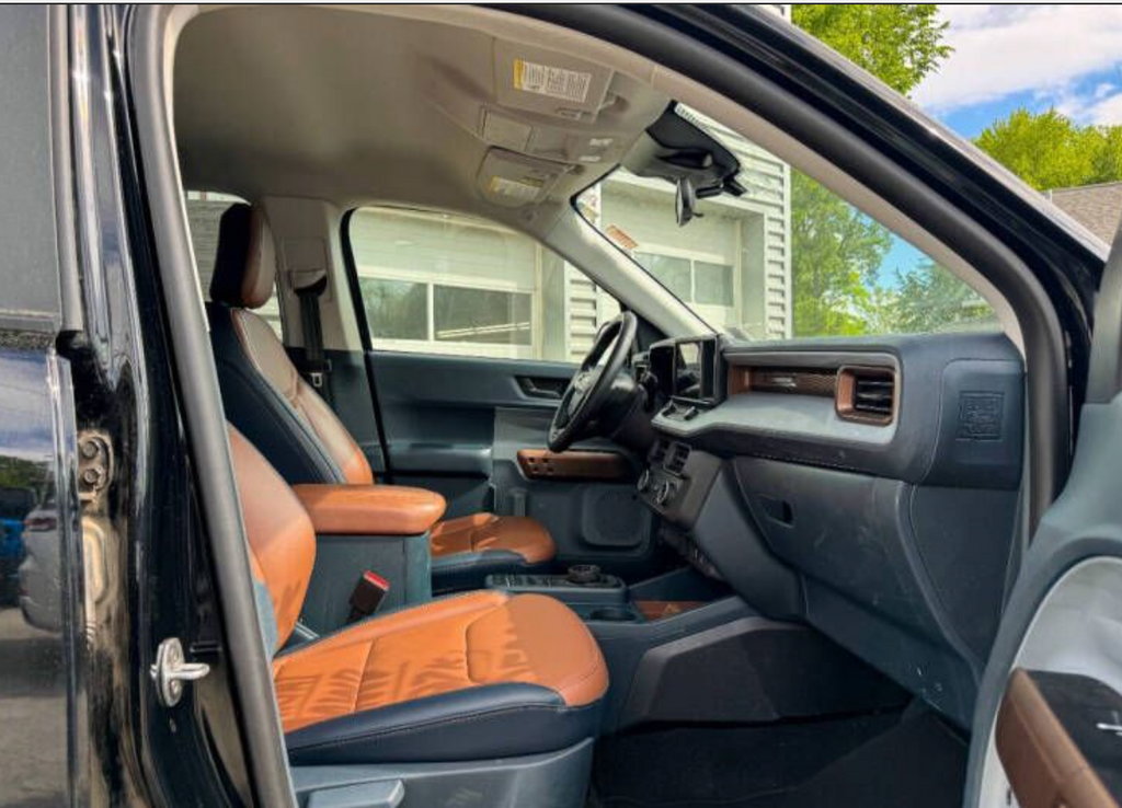 2024 Ford Maverick Lariat