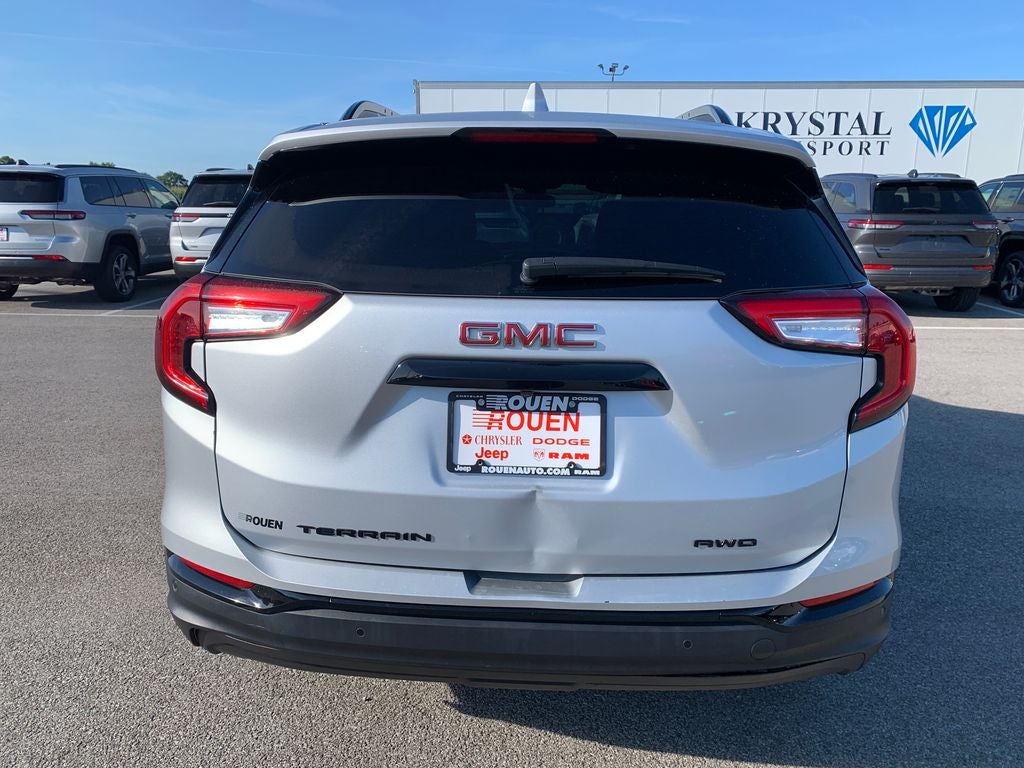 2022 GMC Terrain SLE