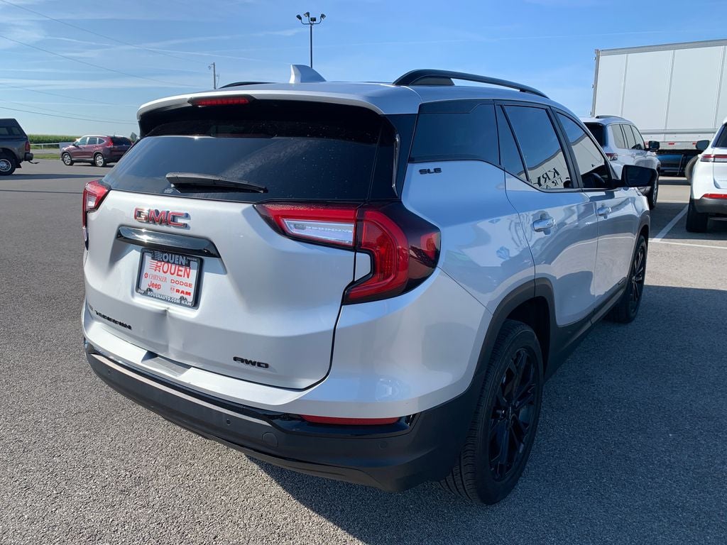2022 GMC Terrain SLE