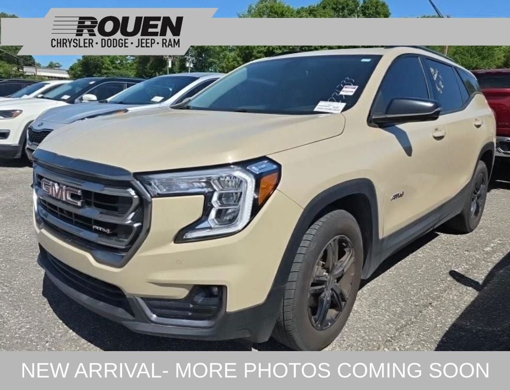 2022 GMC Terrain AT4 AWD's photo