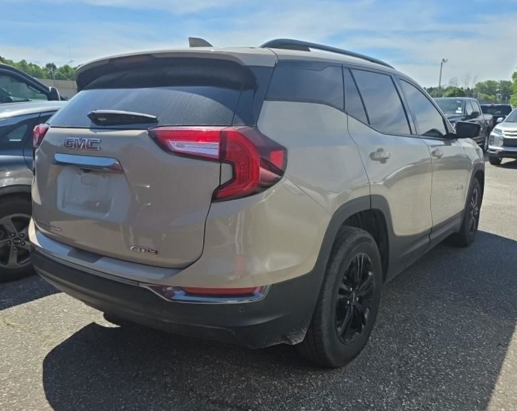 2022 GMC Terrain AT4