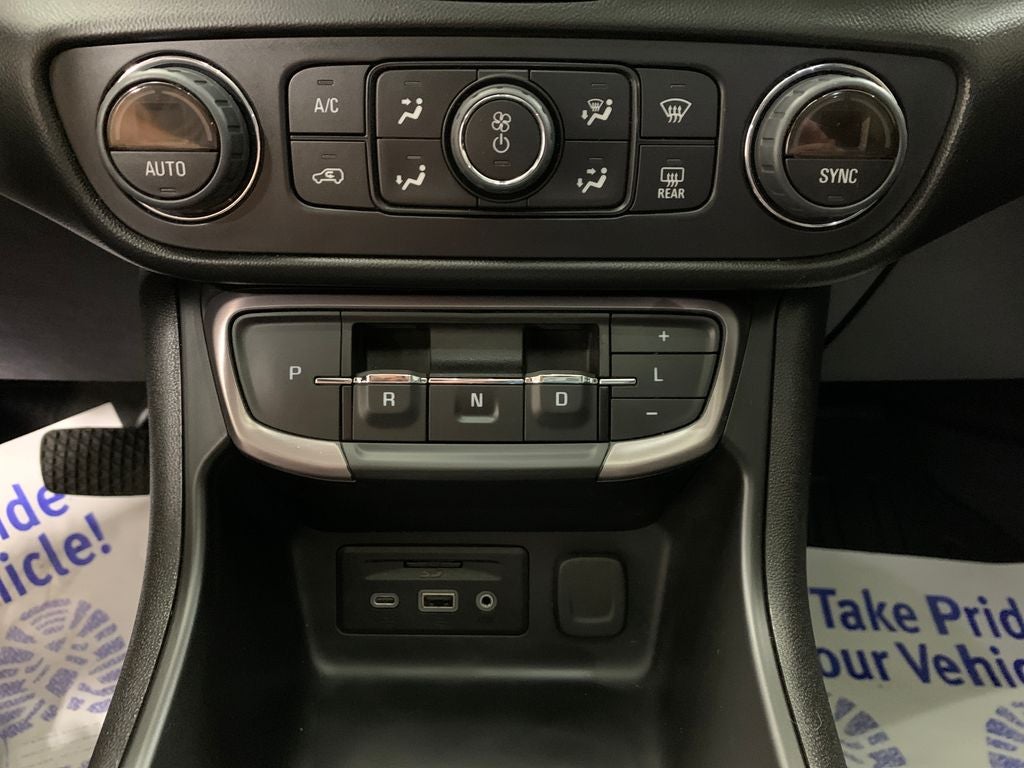 2022 GMC Terrain AT4
