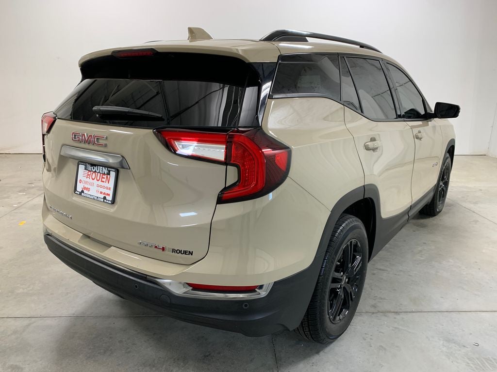 2022 GMC Terrain AT4