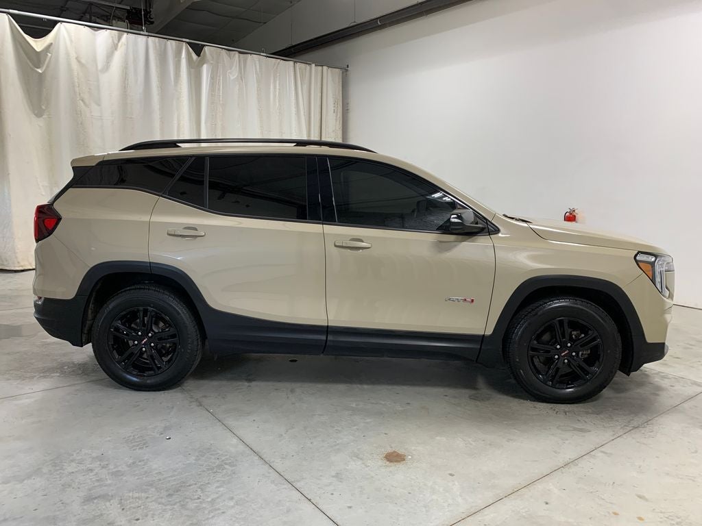 2022 GMC Terrain AT4