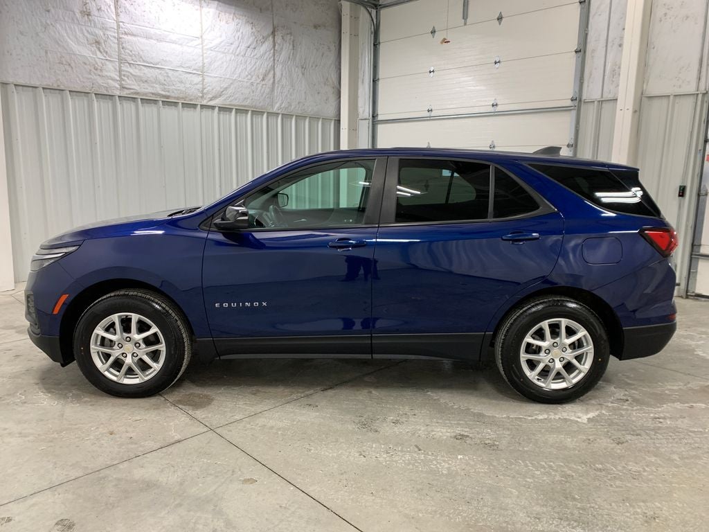 2023 Chevrolet Equinox LS
