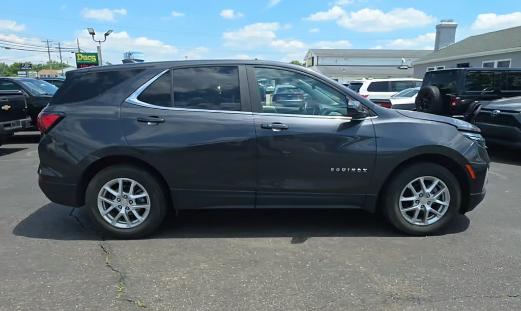 2023 Chevrolet Equinox LT